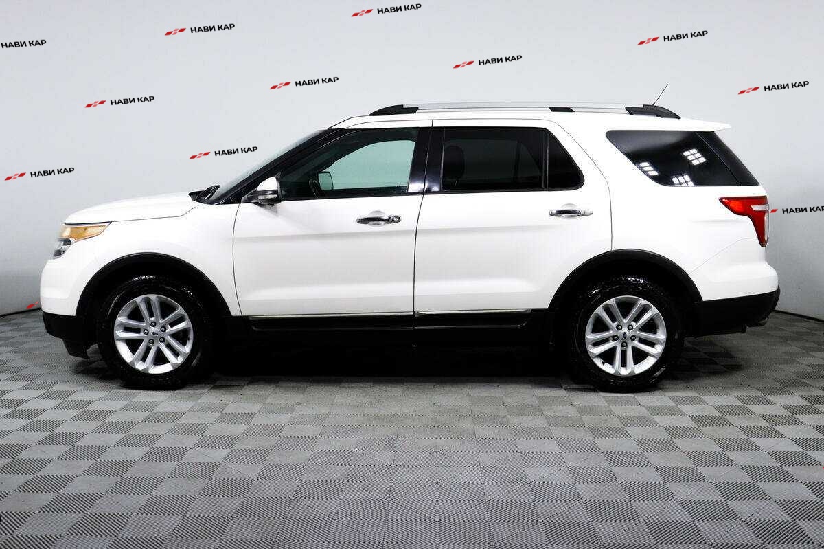 Ford Explorer с пробегом — 2012 год. Фото: #7