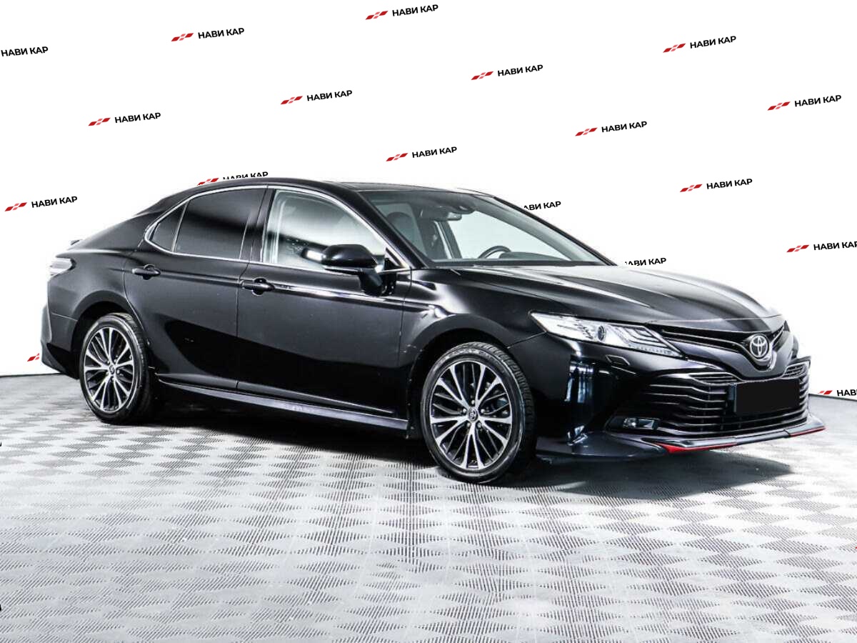 Toyota Camry с пробегом — 2020 год. Фото: #2