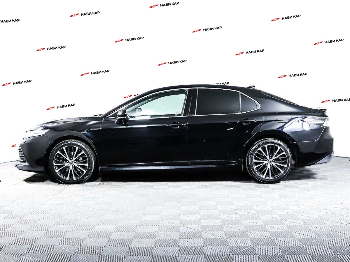 Toyota Camry с пробегом — 2020 год. Фото: #7