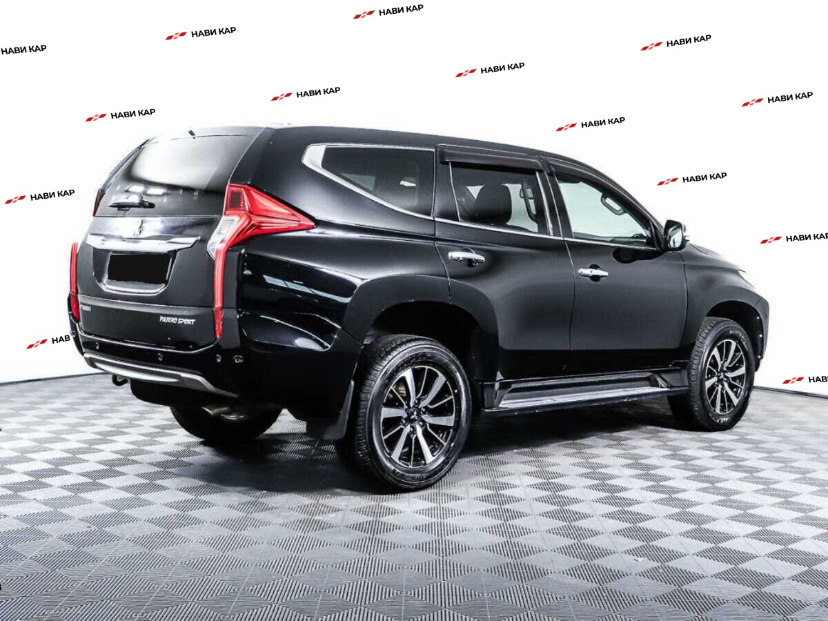 Mitsubishi Pajero Sport с пробегом — 2018 год. Фото: #4