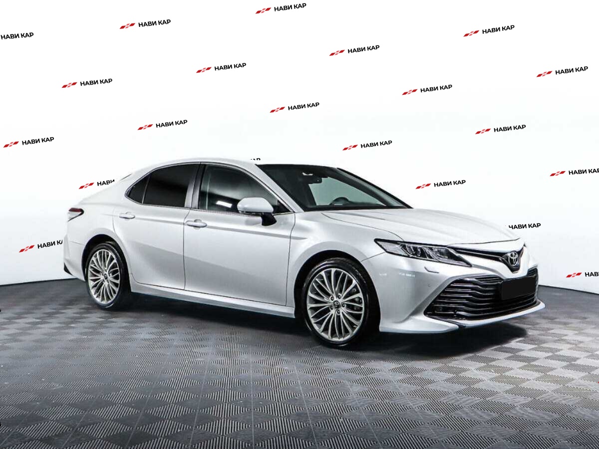 Toyota Camry с пробегом — 2020 год. Фото: #2
