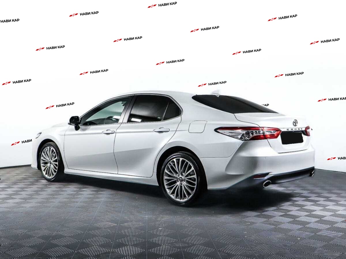 Toyota Camry с пробегом — 2020 год. Фото: #6