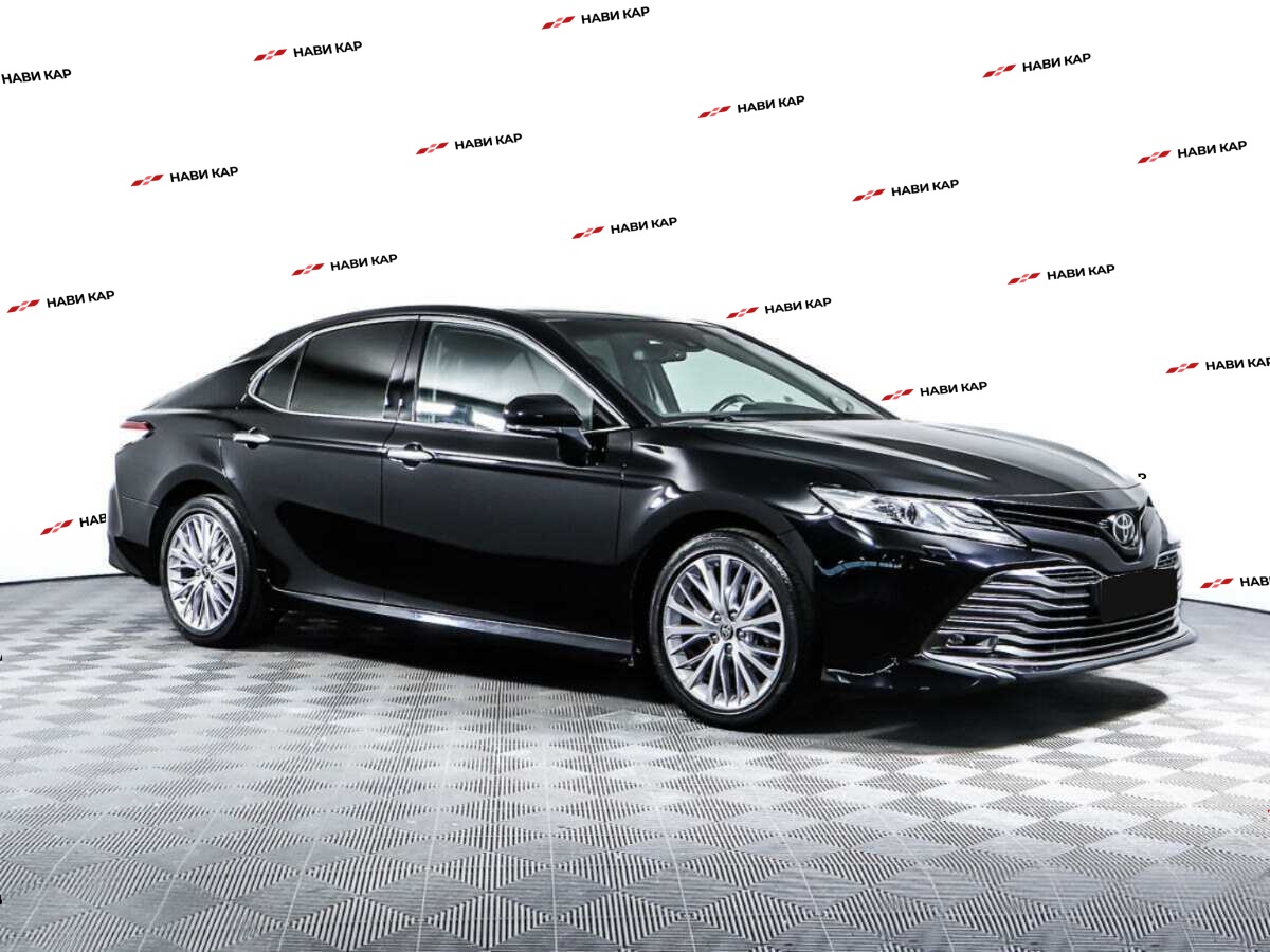 Toyota Camry с пробегом — 2020 год. Фото: #2