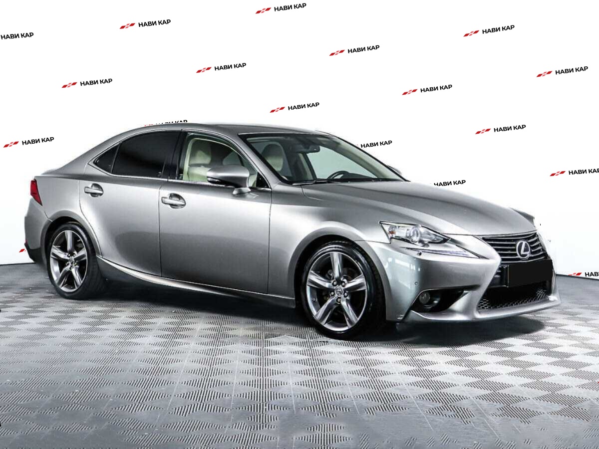 Lexus IS с пробегом — 2013 год. Фото: #2