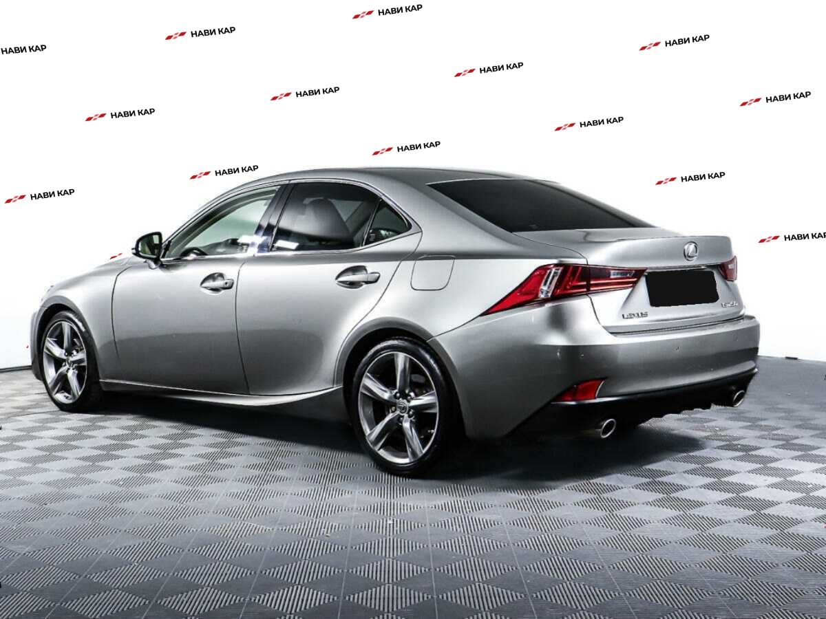 Lexus IS с пробегом — 2013 год. Фото: #6