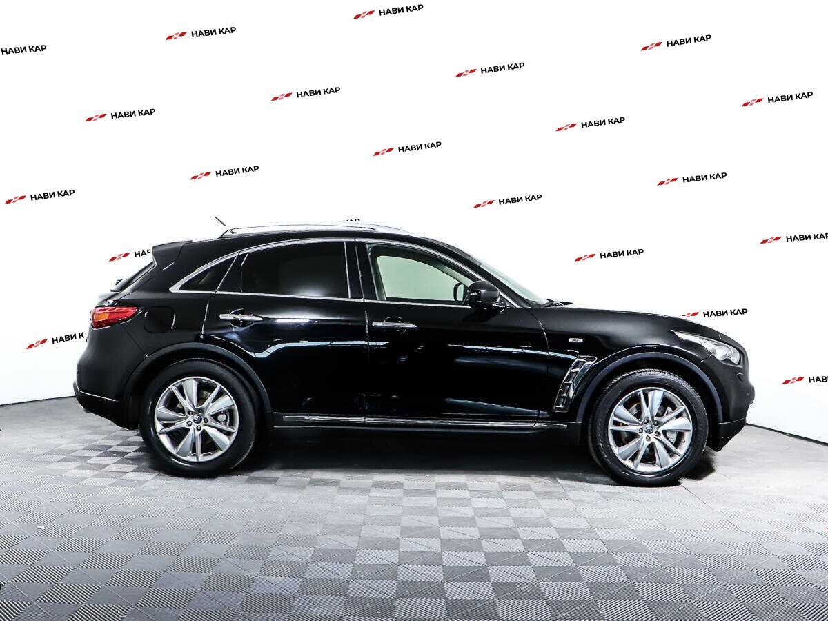 Infiniti FX с пробегом — 2013 год. Фото: #3