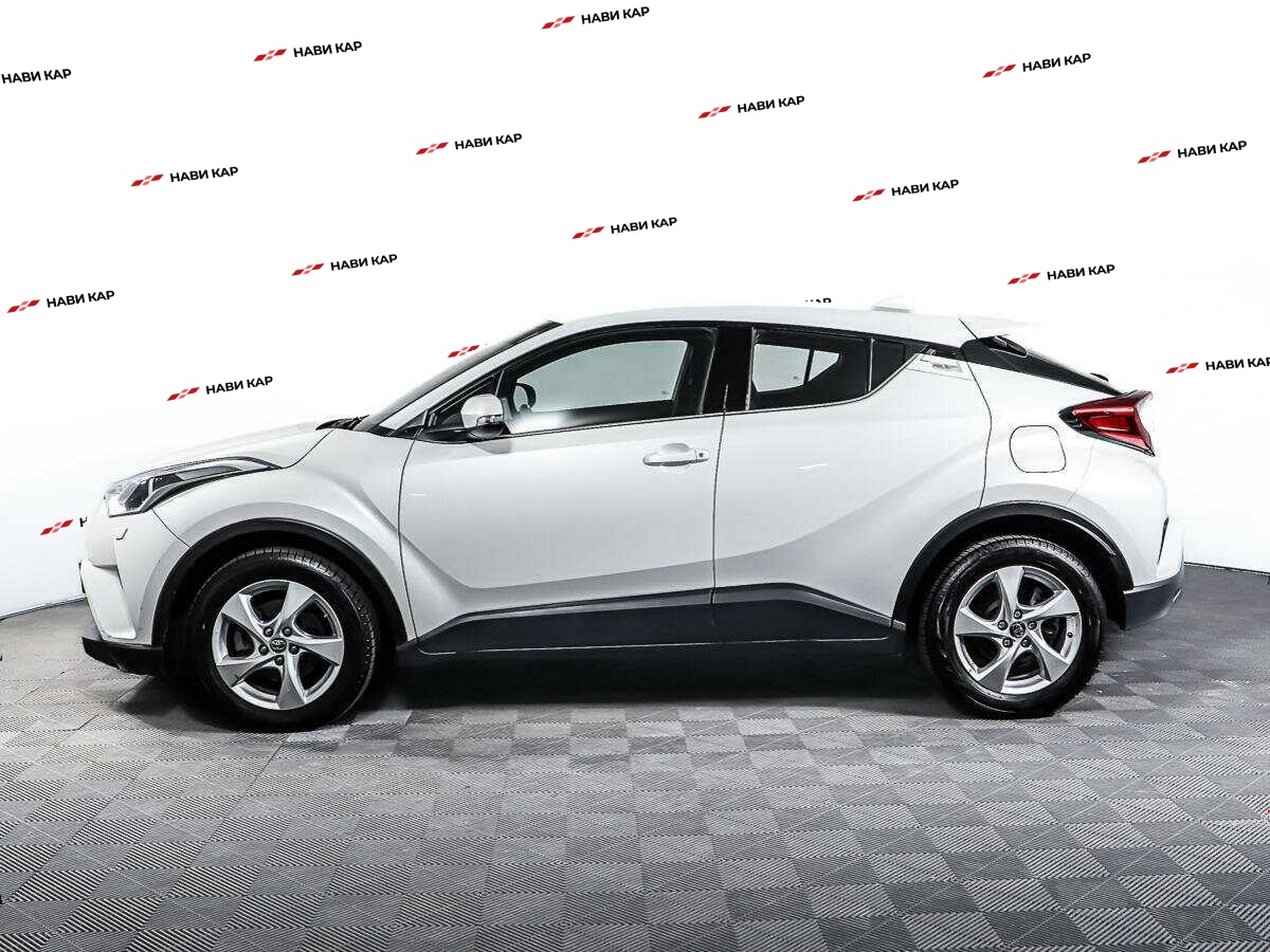Toyota C-HR с пробегом — 2018 год. Фото: #7