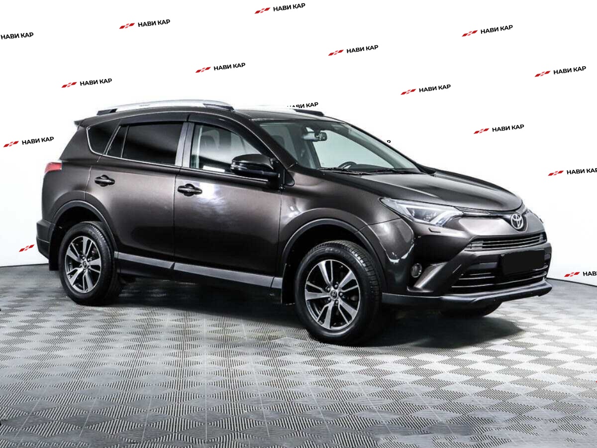 Toyota RAV4 с пробегом — 2019 год. Фото: #2
