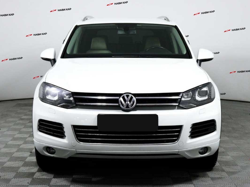 Volkswagen Touareg с пробегом — 2012 год. Фото: #1