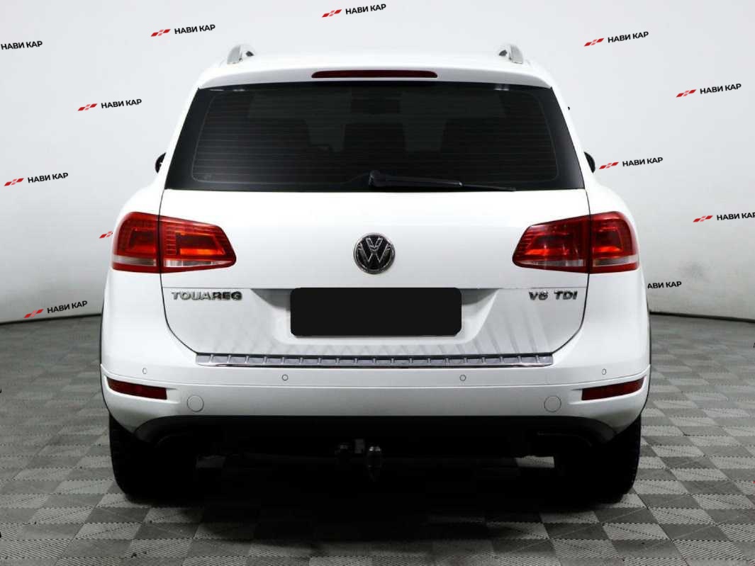 Volkswagen Touareg с пробегом — 2012 год. Фото: #5