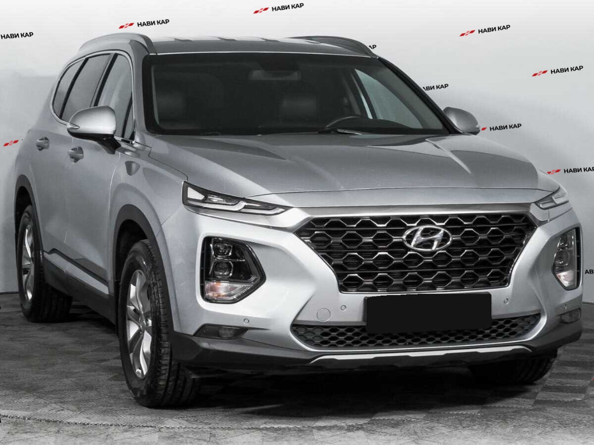 Hyundai Santa Fe с пробегом — 2018 год. Фото: #2
