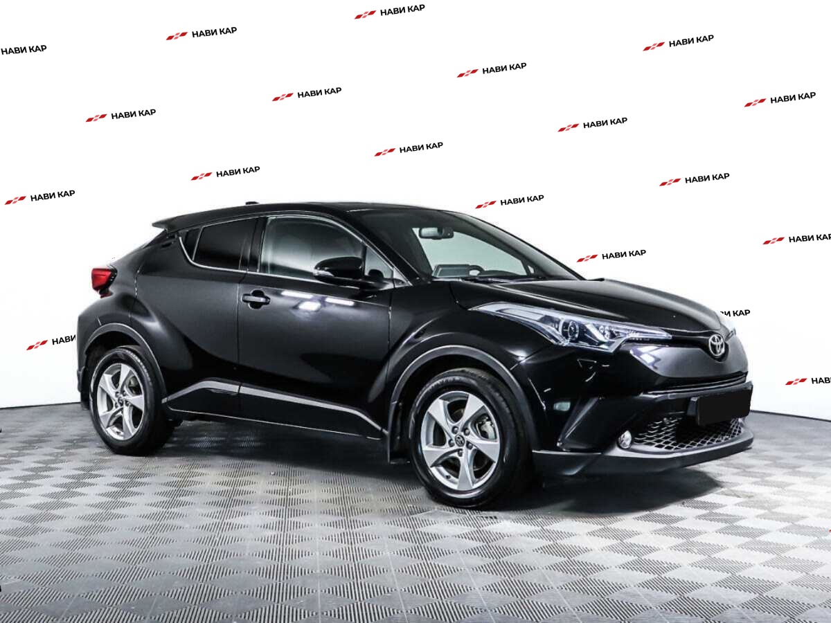 Toyota C-HR с пробегом — 2019 год. Фото: #2