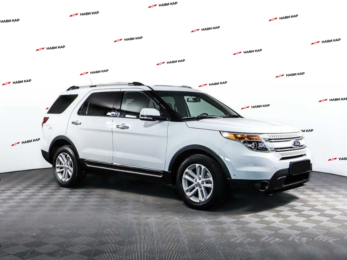 Ford Explorer с пробегом — 2013 год. Фото: #2