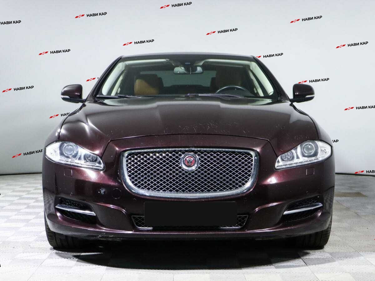 Jaguar XJ с пробегом — 2014 год. Фото: #1