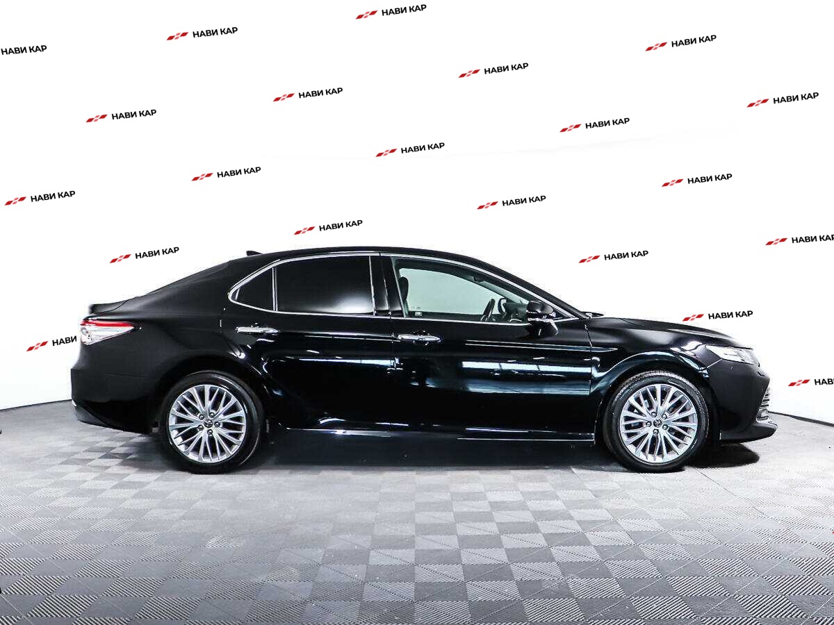 Toyota Camry с пробегом — 2019 год. Фото: #3