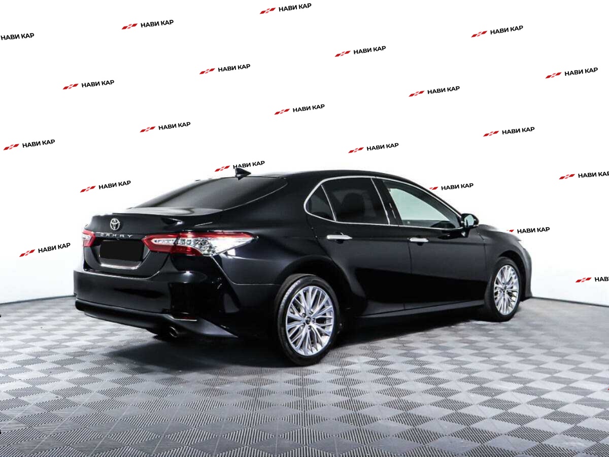 Toyota Camry с пробегом — 2019 год. Фото: #4