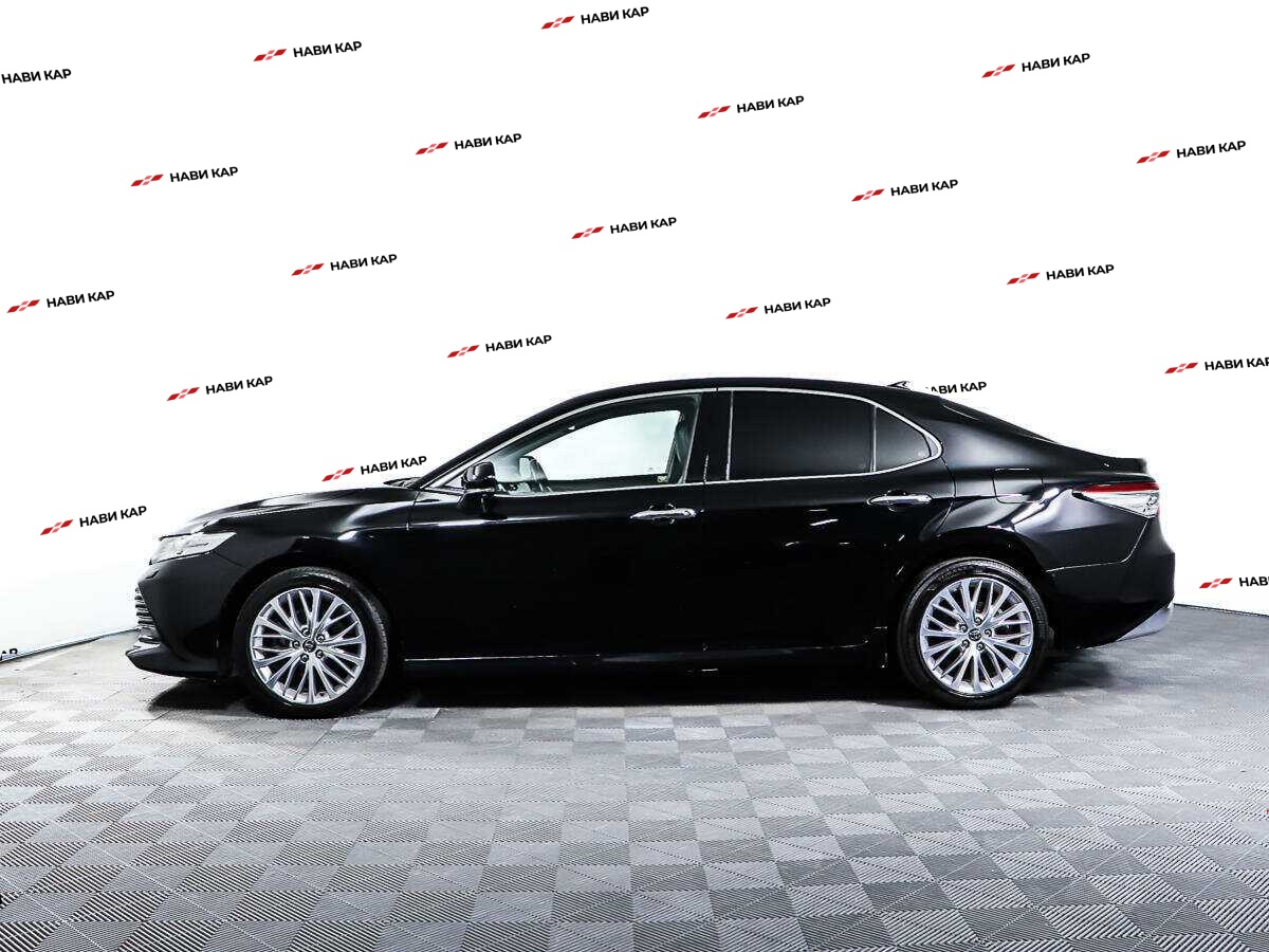 Toyota Camry с пробегом — 2019 год. Фото: #7