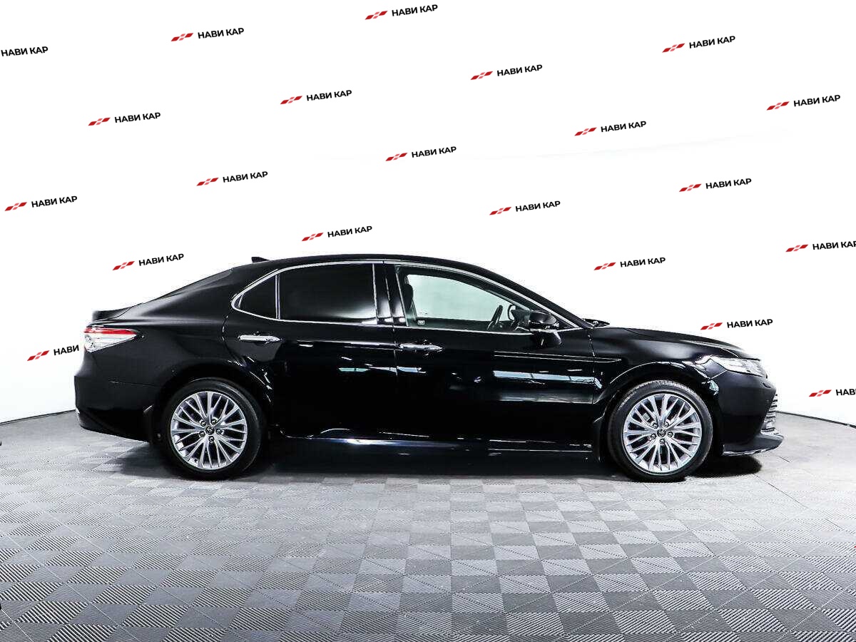 Toyota Camry с пробегом — 2018 год. Фото: #3