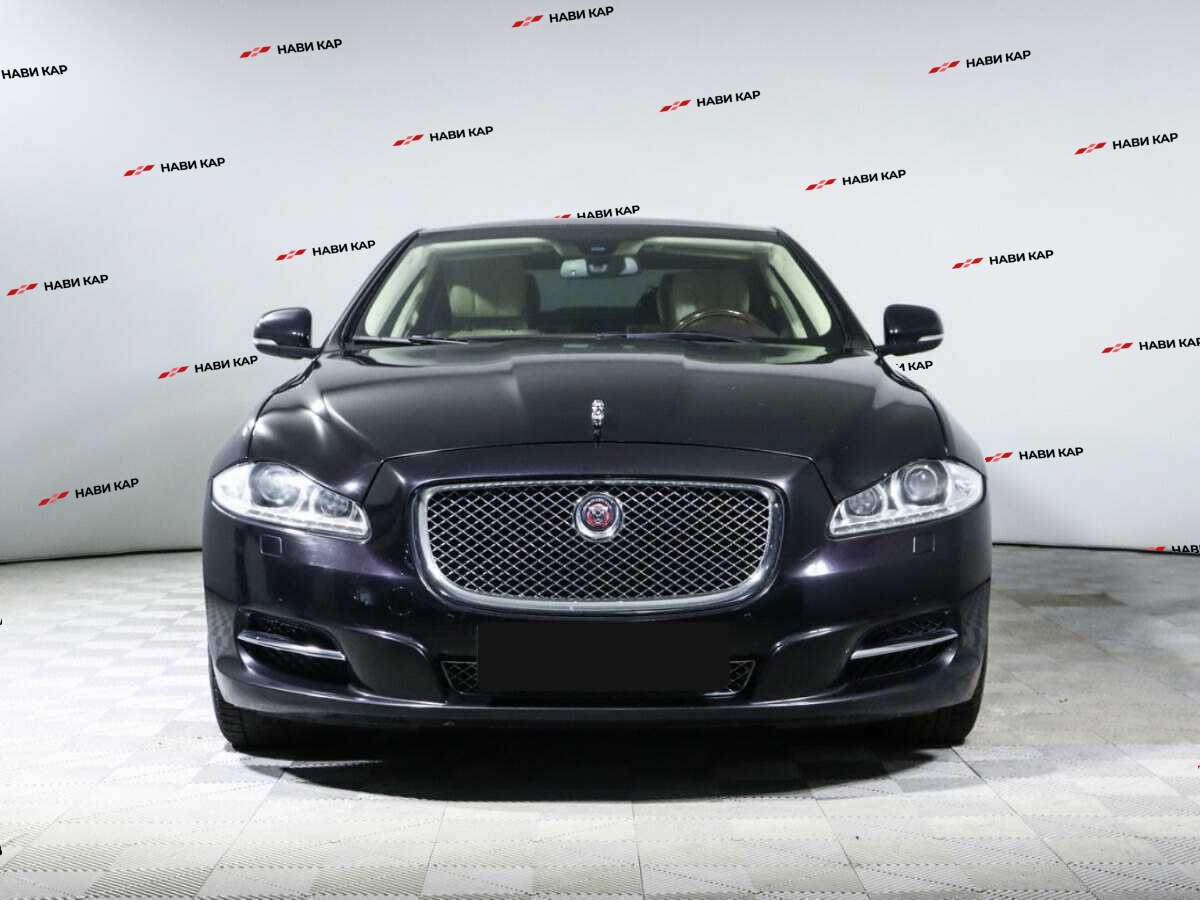 Jaguar XJ с пробегом — 2014 год. Фото: #1