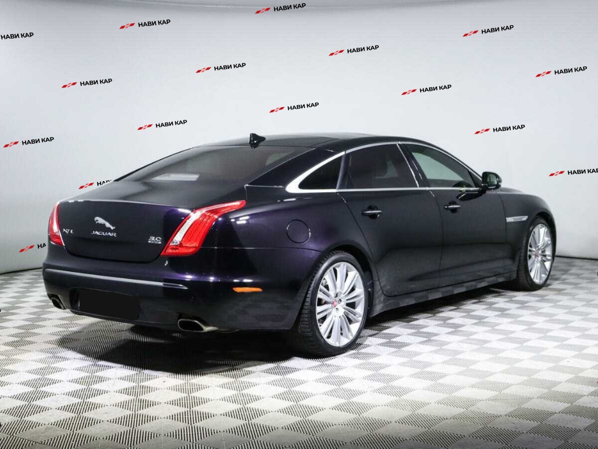 Jaguar XJ с пробегом — 2014 год. Фото: #3