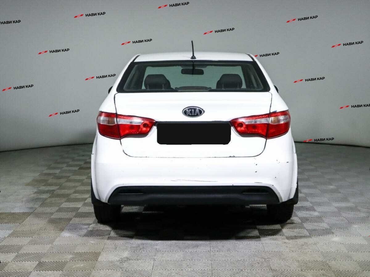 Kia Rio с пробегом — 2014 год. Фото: #5