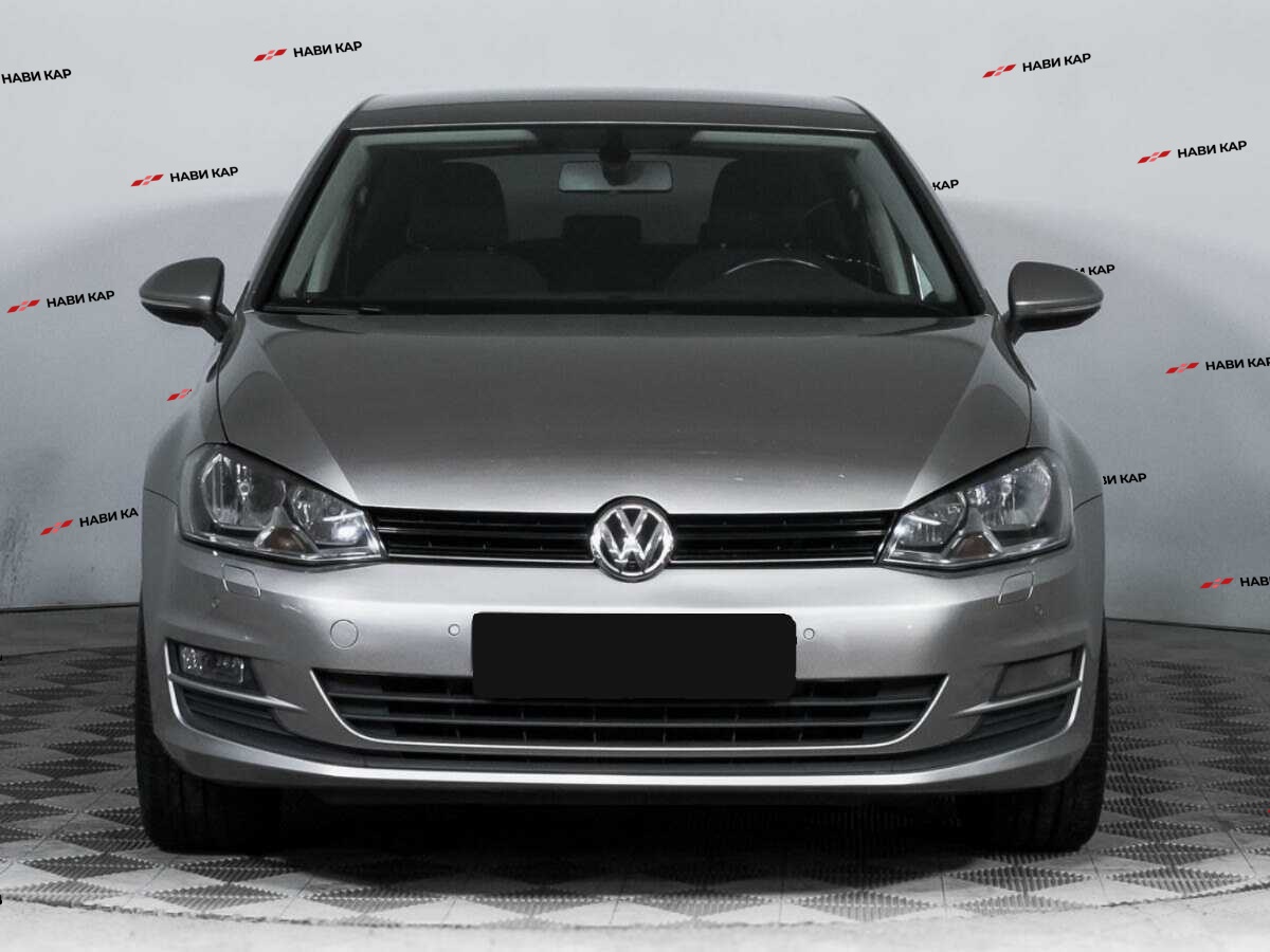 Volkswagen Golf с пробегом — 2013 год. Фото: #1