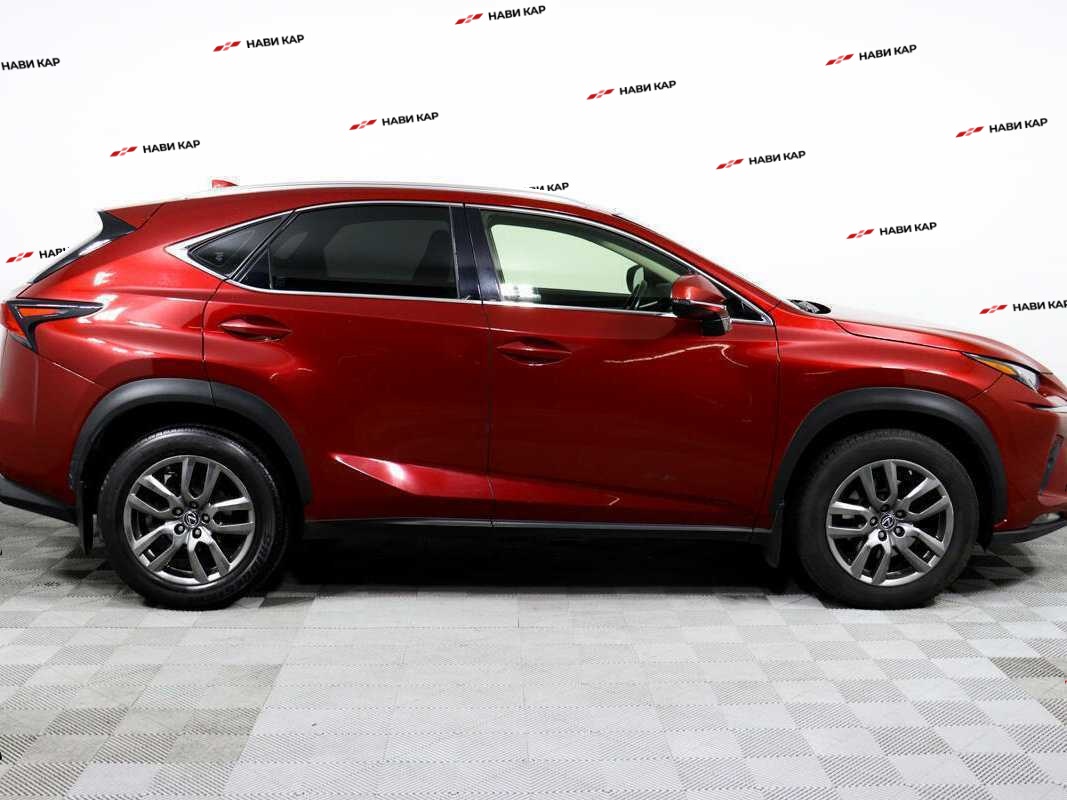 Lexus NX с пробегом — 2018 год. Фото: #3