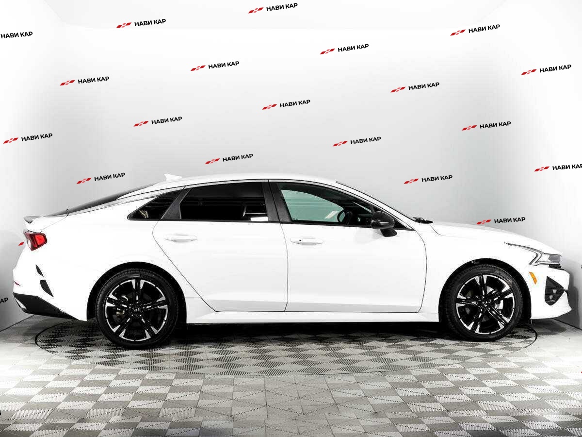 Kia K5 с пробегом — 2021 год. Фото: #3