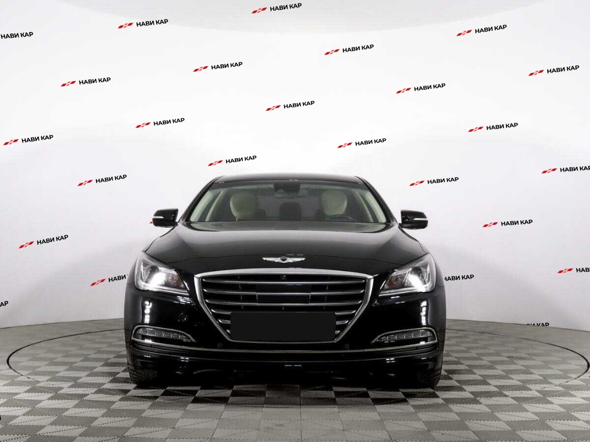 Hyundai Genesis с пробегом — 2015 год. Фото: #1