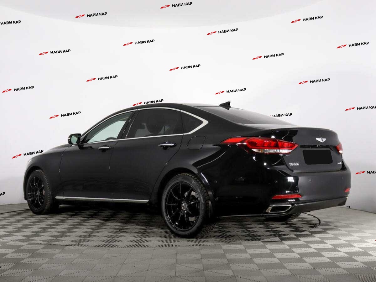 Hyundai Genesis с пробегом — 2015 год. Фото: #5