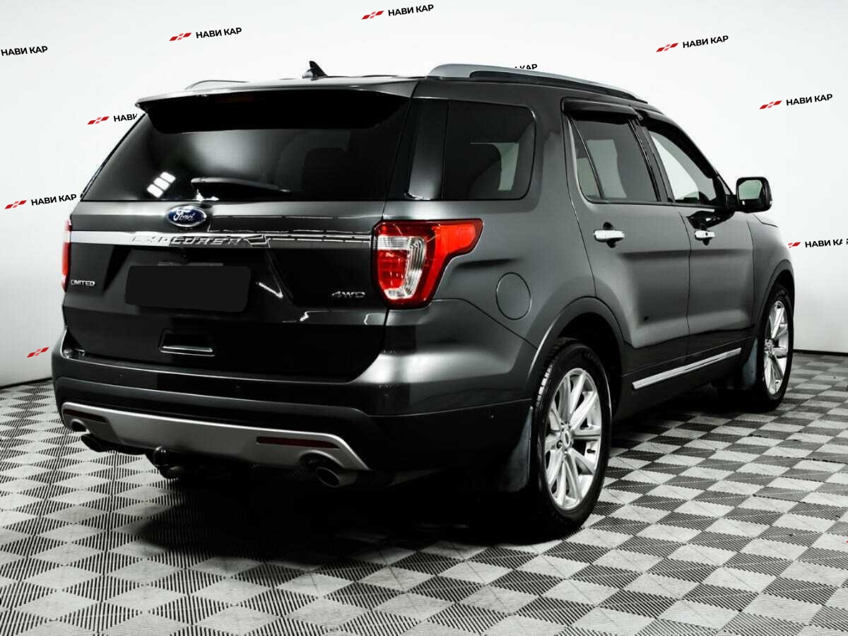 Ford Explorer с пробегом — 2017 год. Фото: #3
