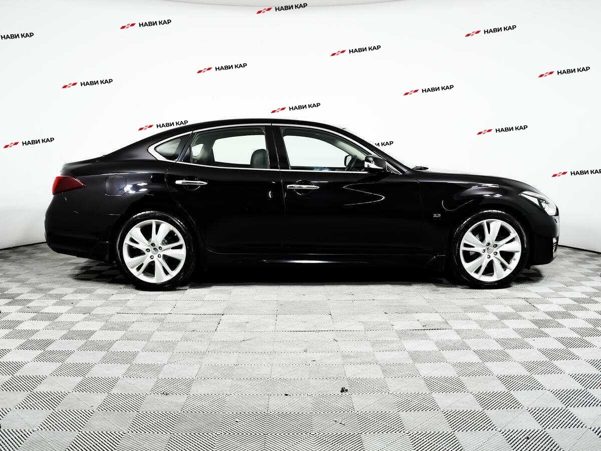 Infiniti Q70 с пробегом — 2016 год. Фото: #3