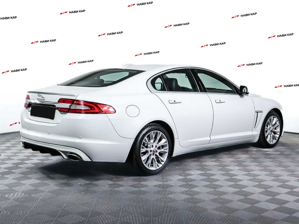 Jaguar XF с пробегом — 2014 год. Фото: #4