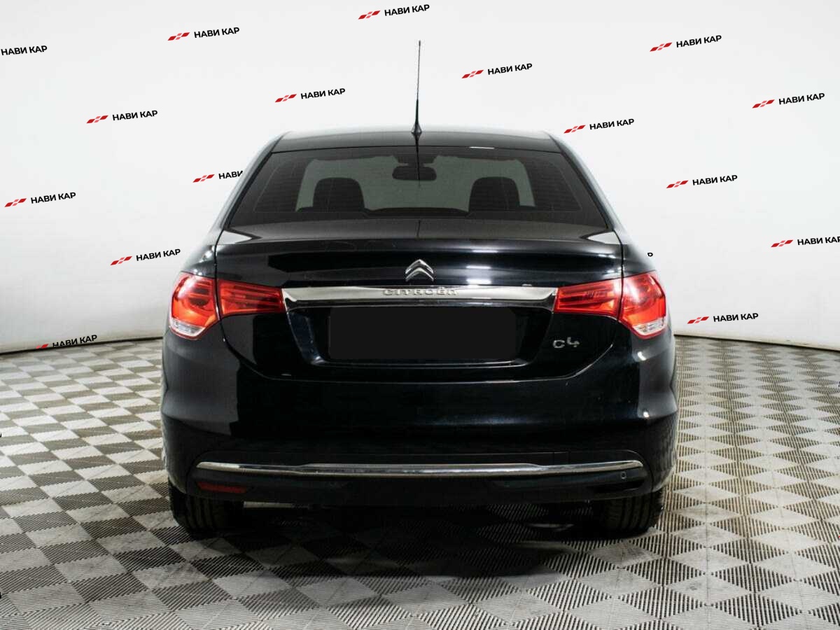 Citroen C4 с пробегом — 2018 год. Фото: #4