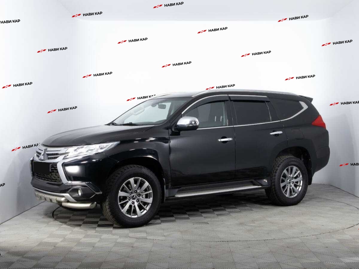 Mitsubishi Pajero Sport с пробегом — 2017 год. Фото: #8