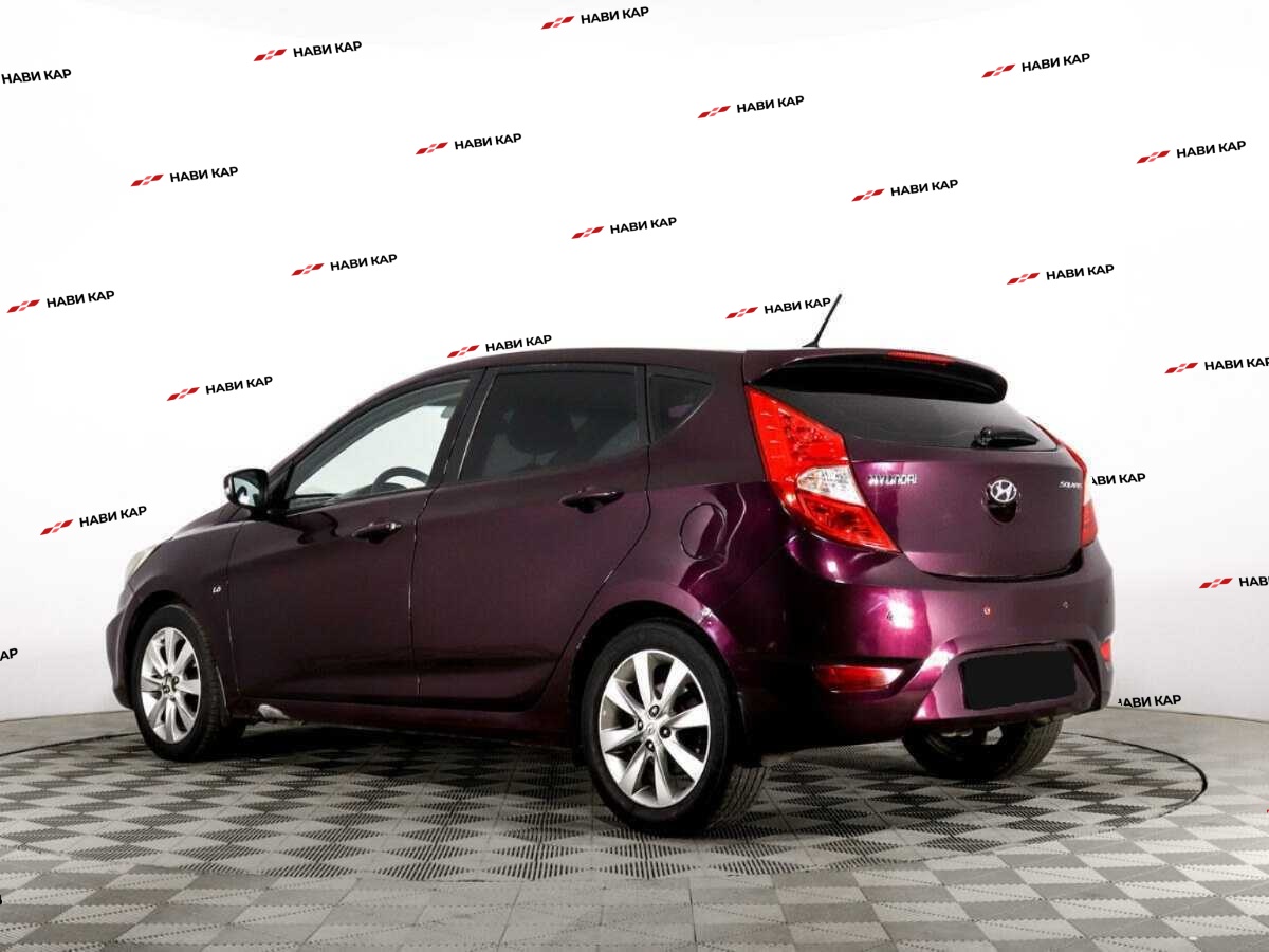 Hyundai Solaris с пробегом — 2013 год. Фото: #6