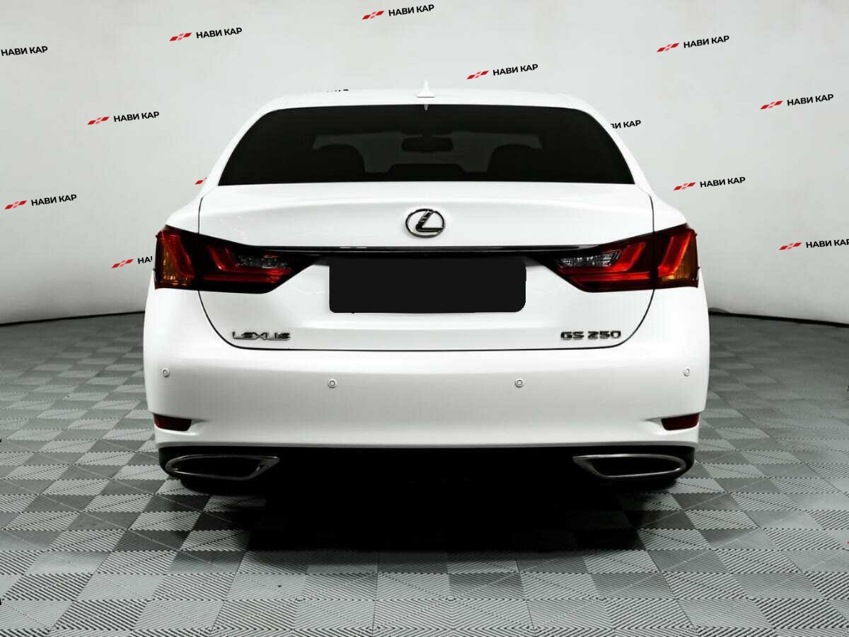 Lexus GS с пробегом — 2012 год. Фото: #5