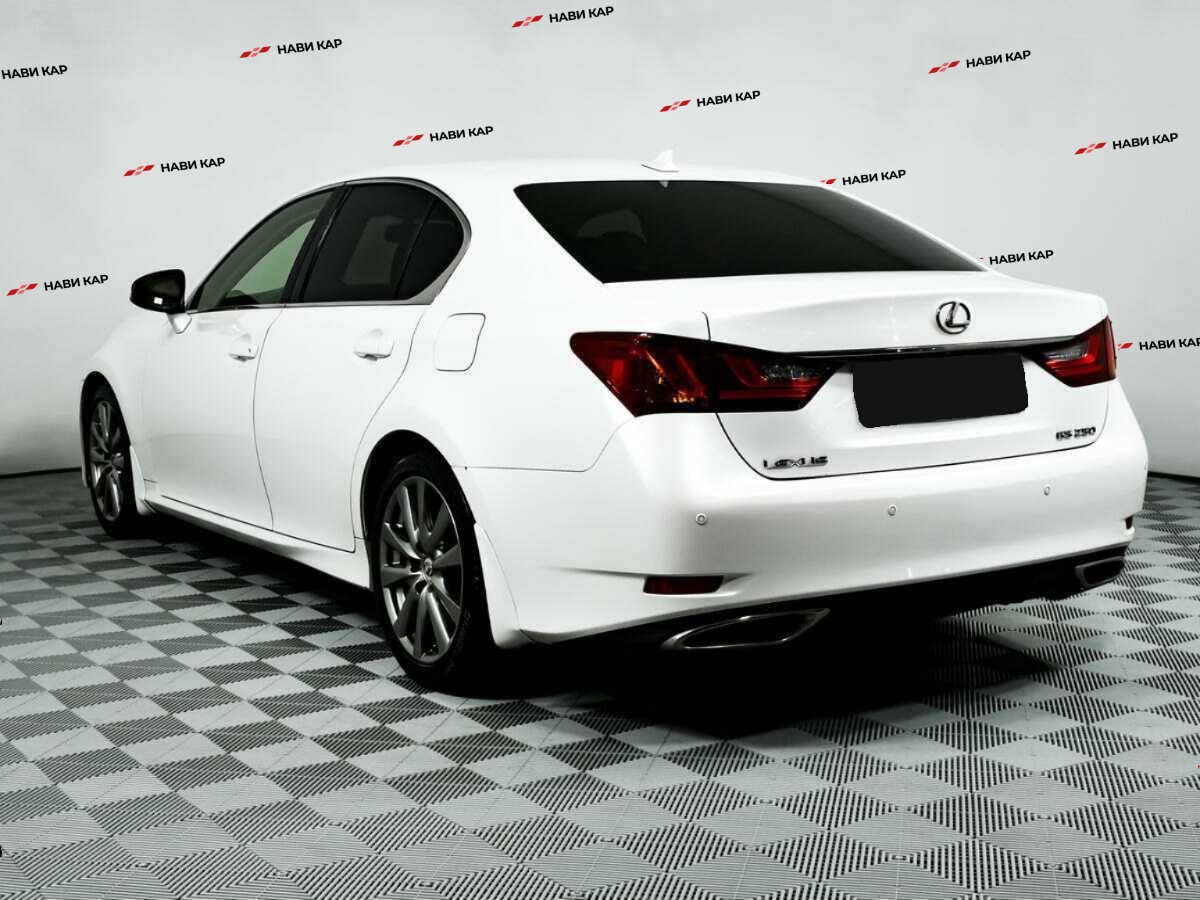 Lexus GS с пробегом — 2012 год. Фото: #6