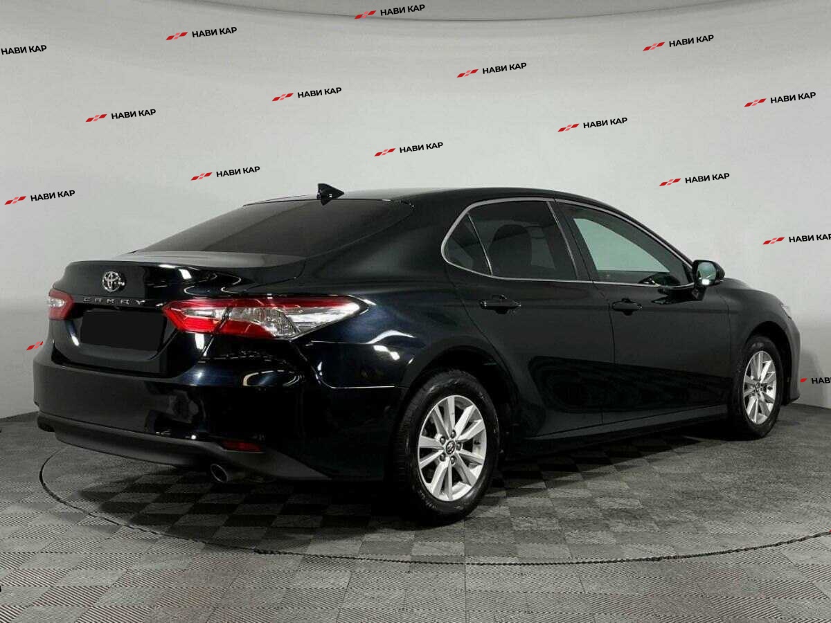 Toyota Camry с пробегом — 2019 год. Фото: #3