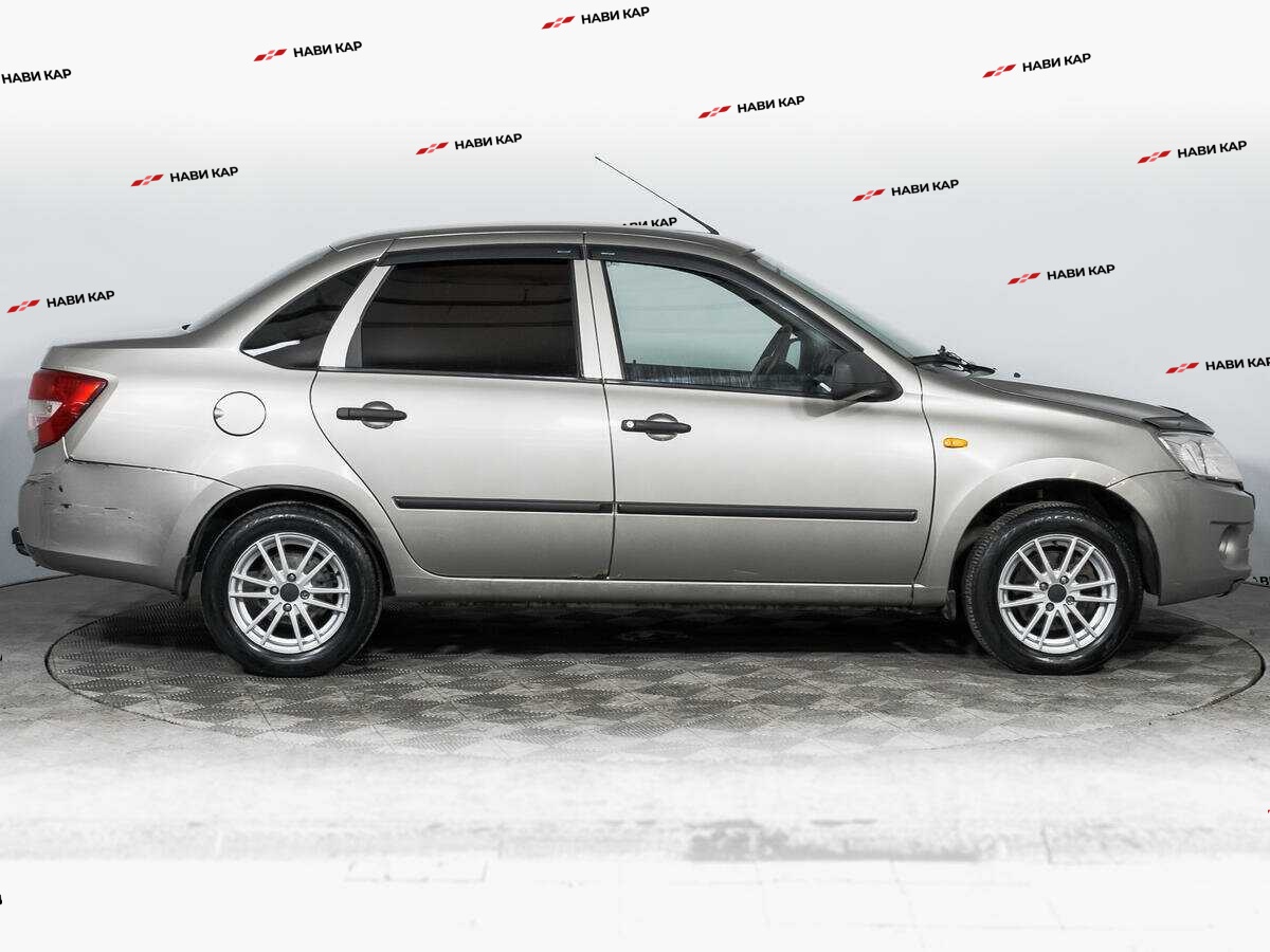 Lada (ВАЗ) Granta с пробегом — 2012 год. Фото: #3