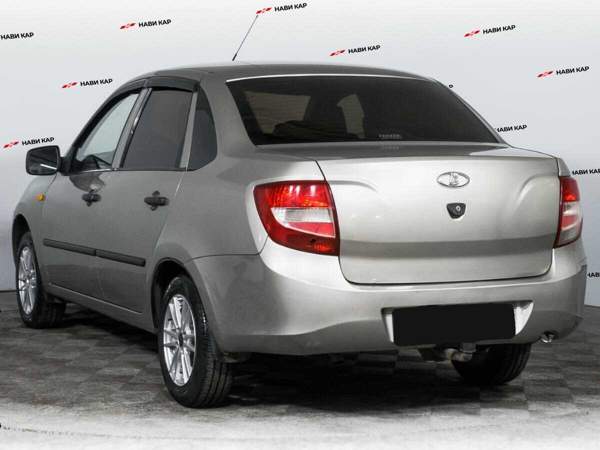 Lada (ВАЗ) Granta с пробегом — 2012 год. Фото: #6