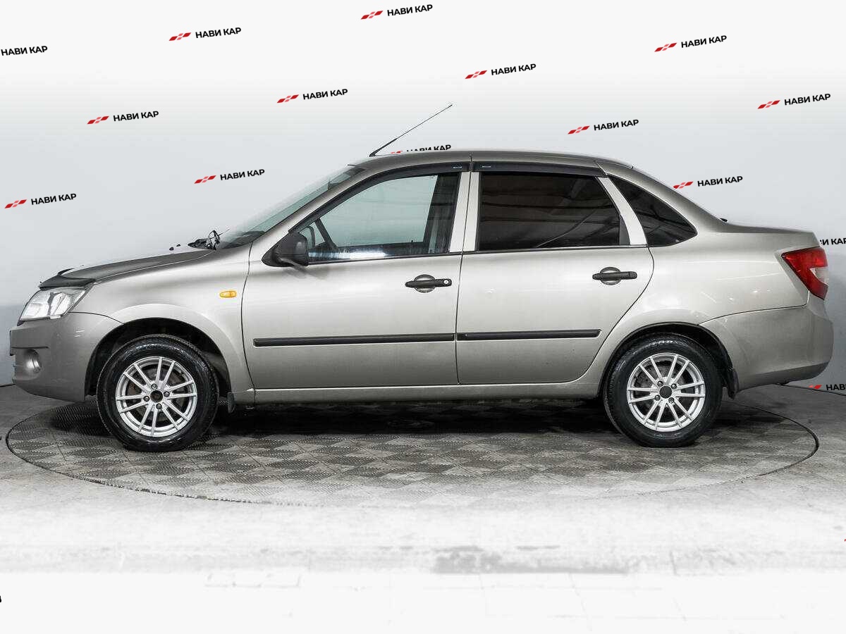 Lada (ВАЗ) Granta с пробегом — 2012 год. Фото: #7