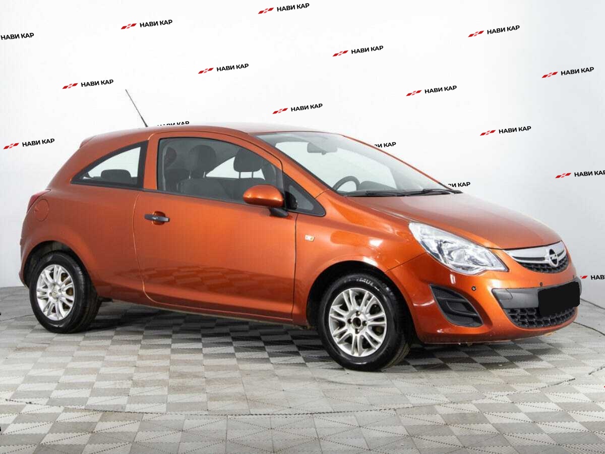 Opel Corsa с пробегом — 2012 год. Фото: #2