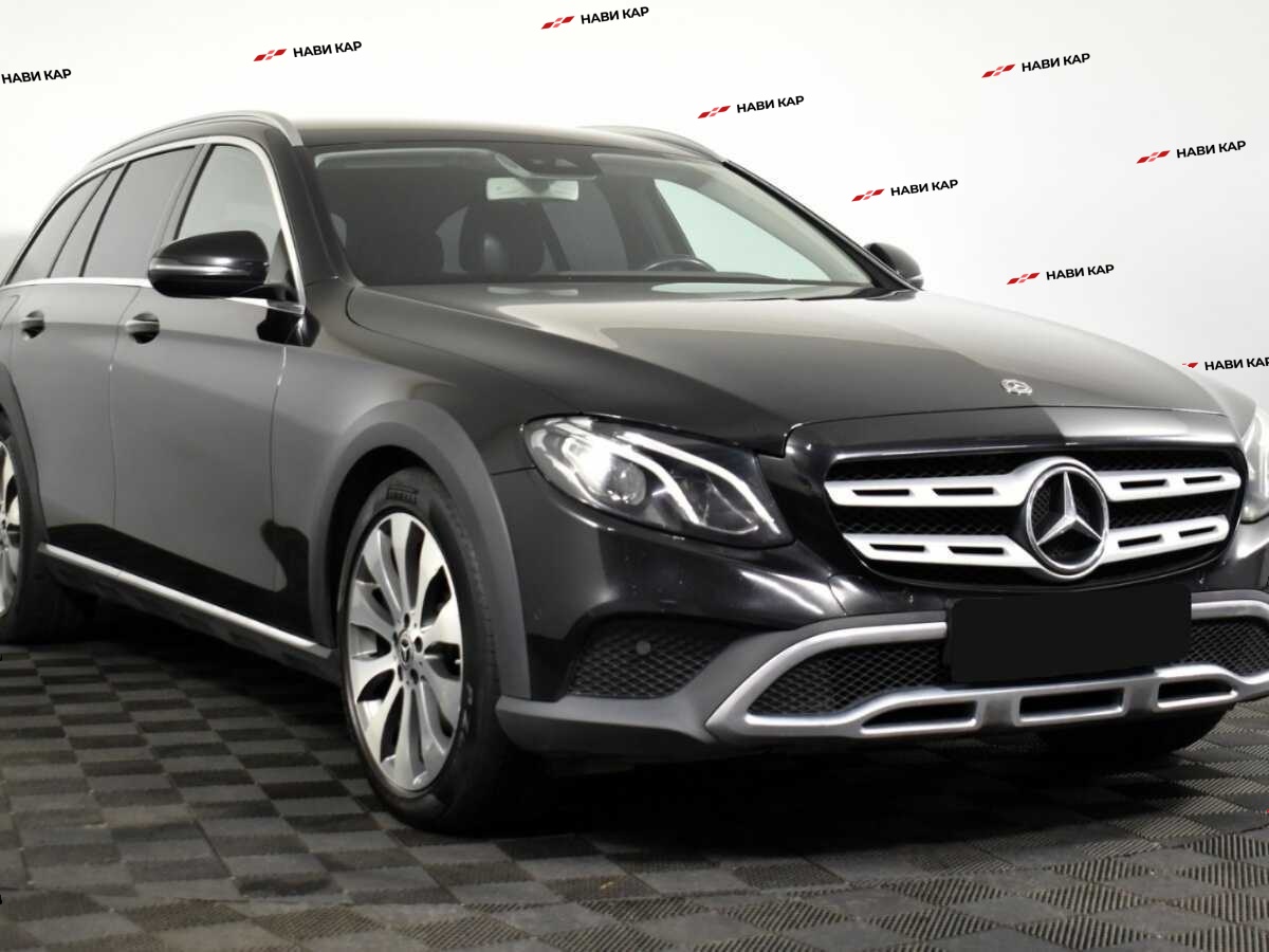 Mercedes-Benz E-Класс с пробегом — 2017 год. Фото: #2