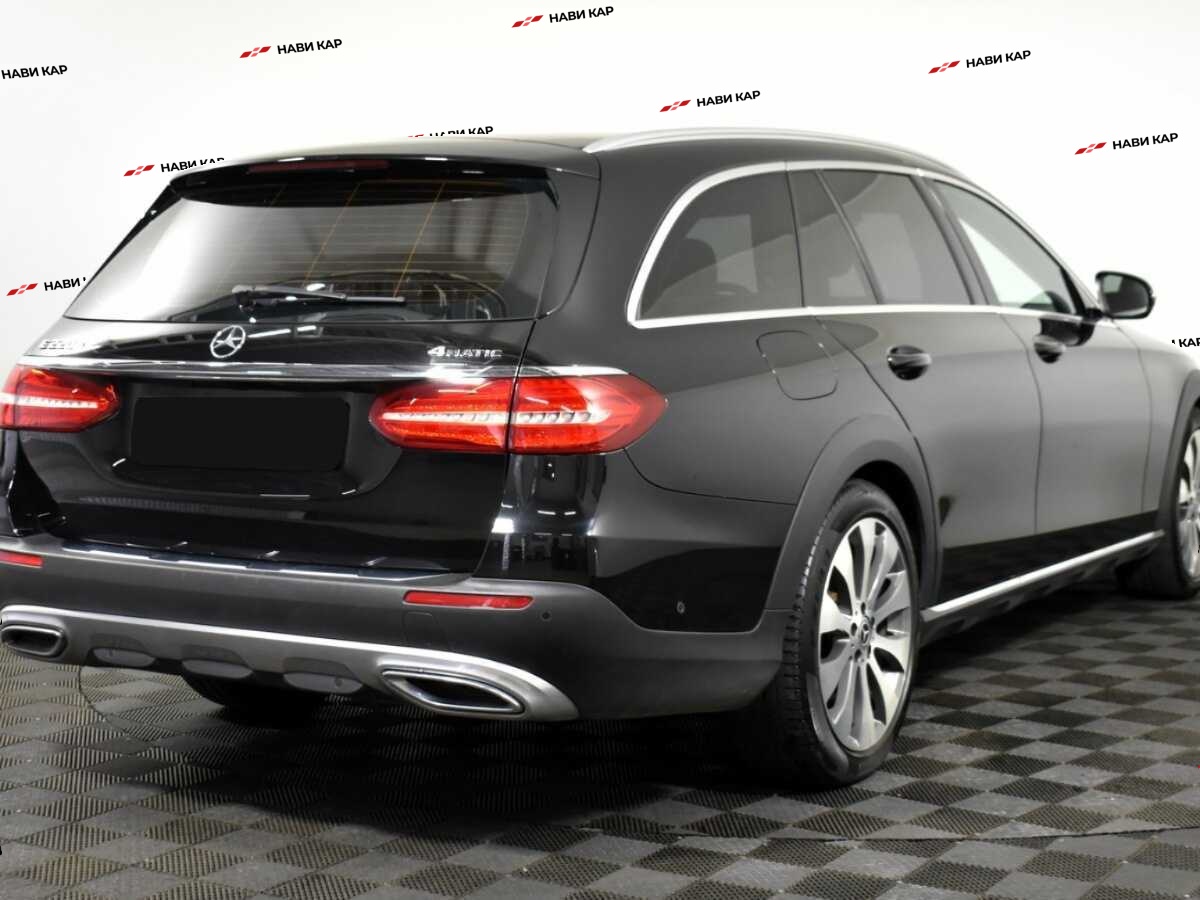 Mercedes-Benz E-Класс с пробегом — 2017 год. Фото: #3