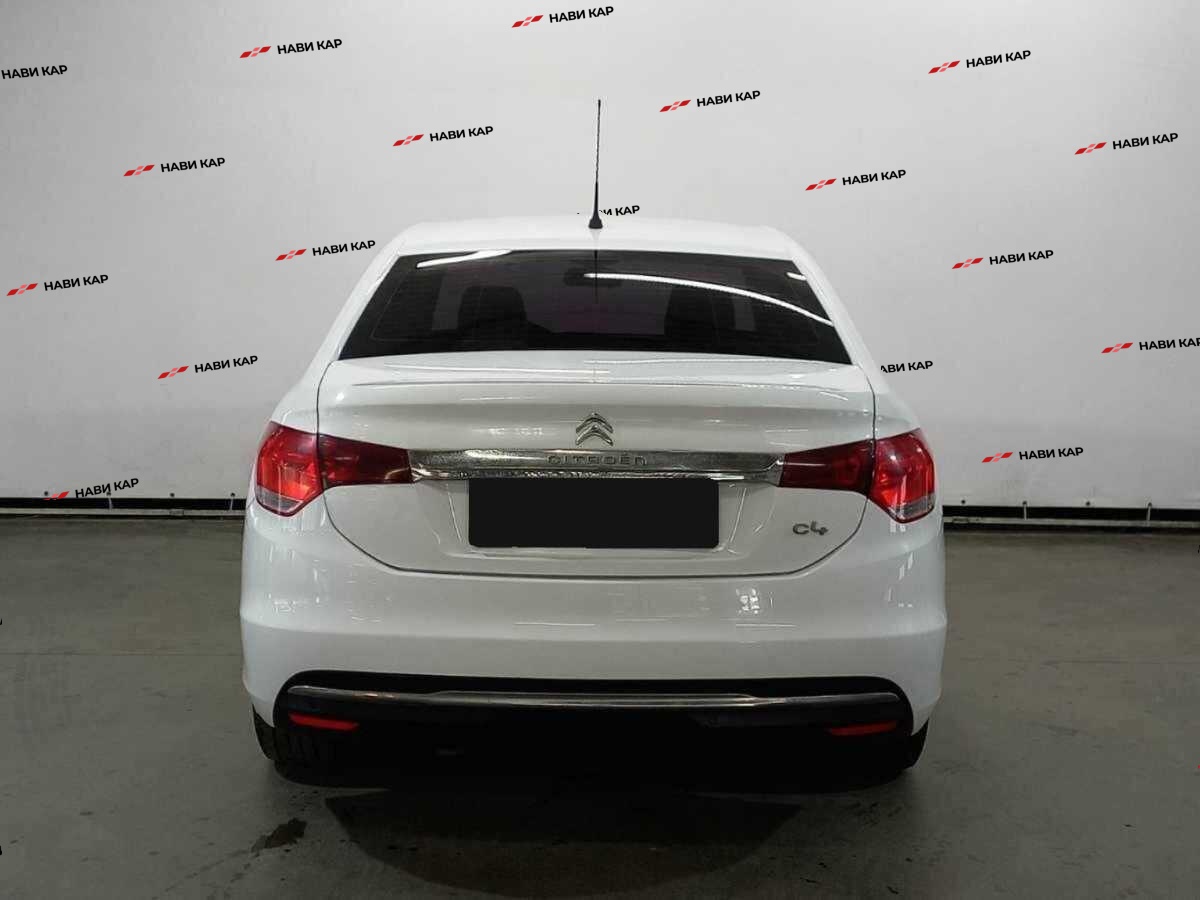 Citroen C4 с пробегом — 2015 год. Фото: #5
