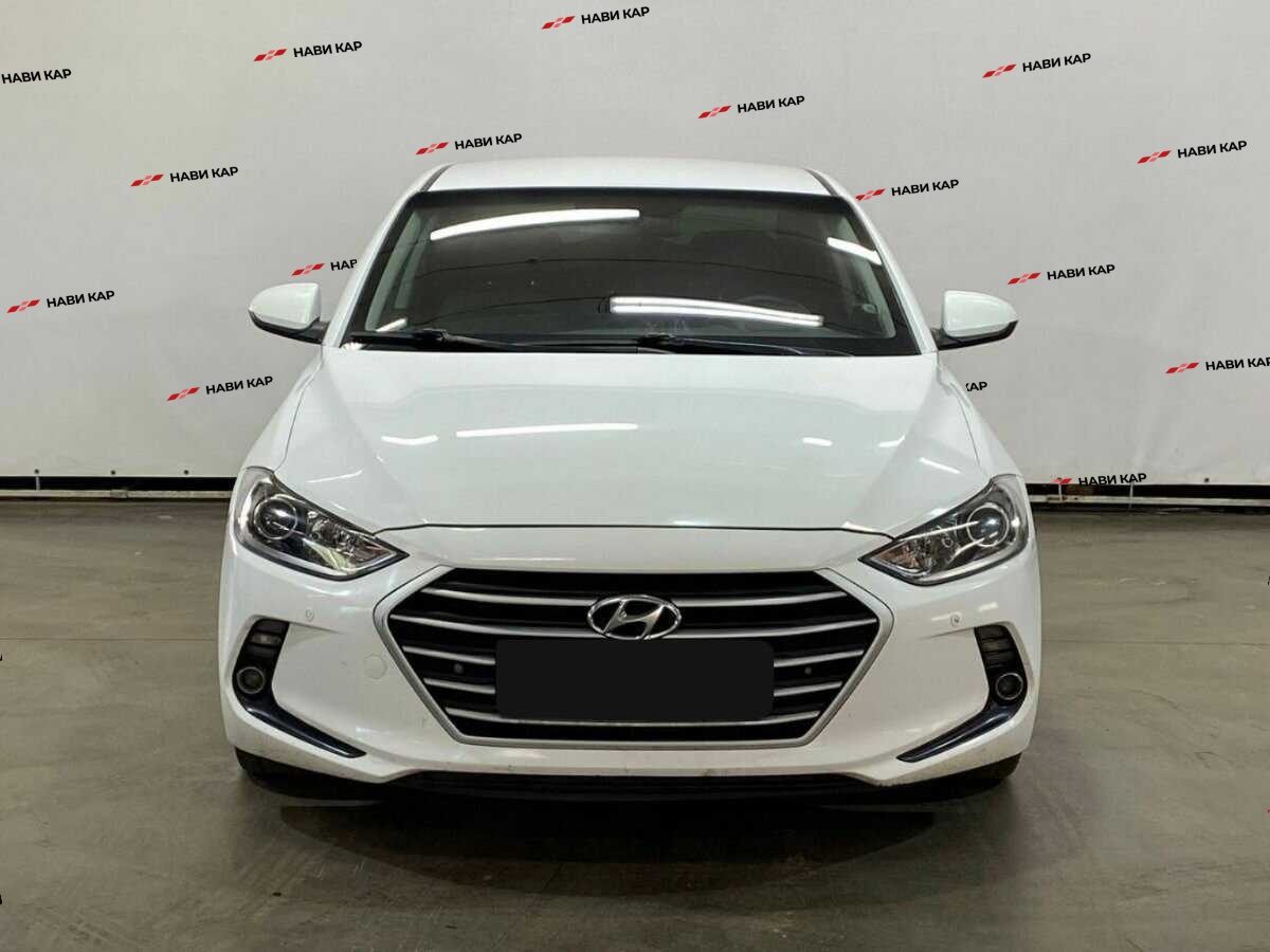 Hyundai Elantra с пробегом — 2017 год. Фото: #1