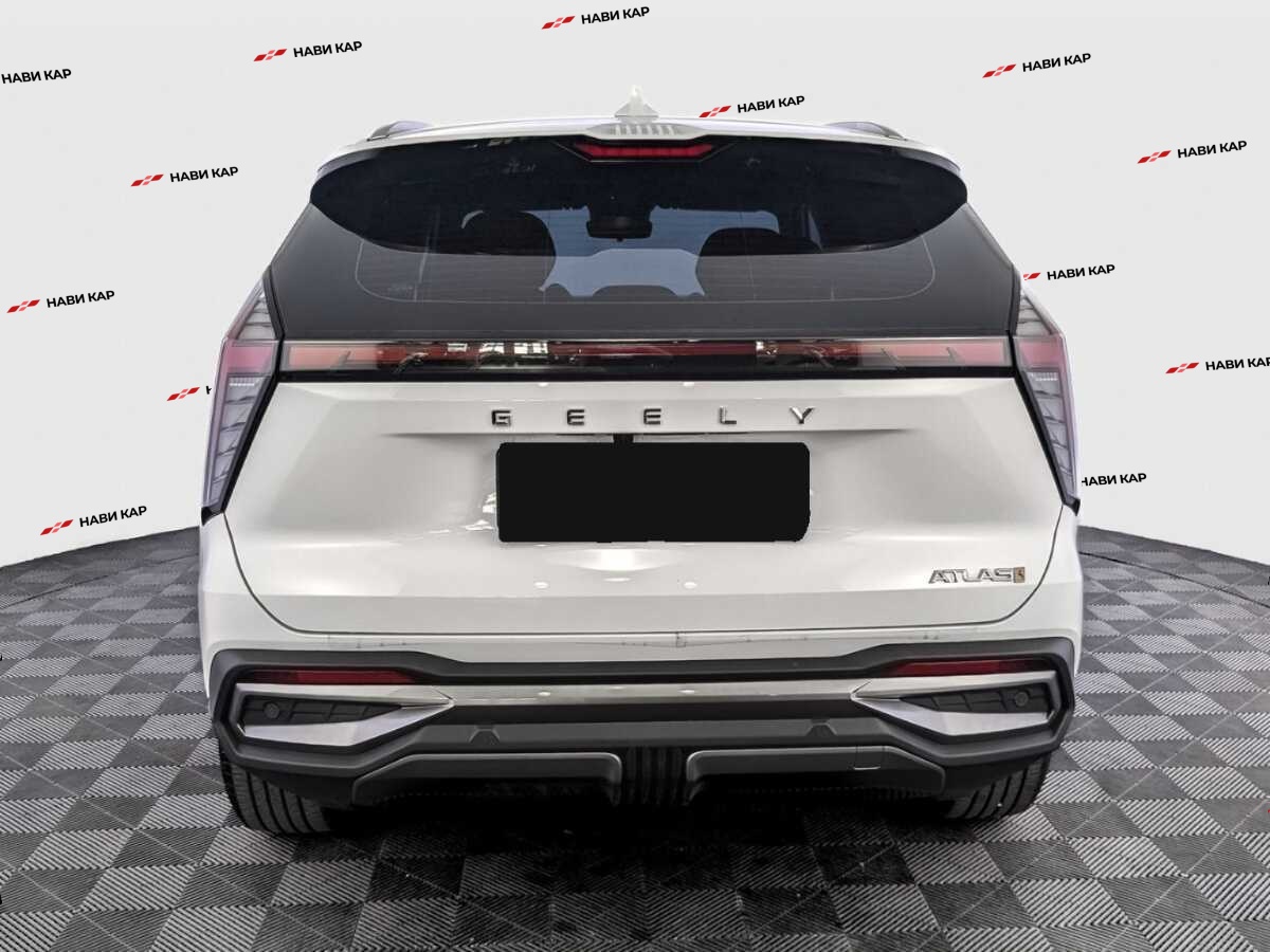 Geely Atlas с пробегом — 2024 год. Фото: #5