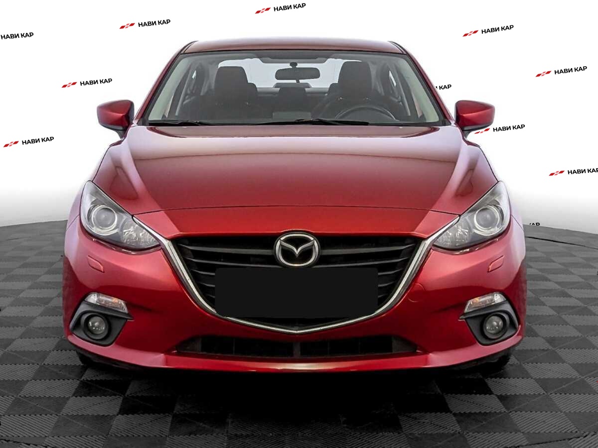 Mazda 3 с пробегом — 2015 год. Фото: #1