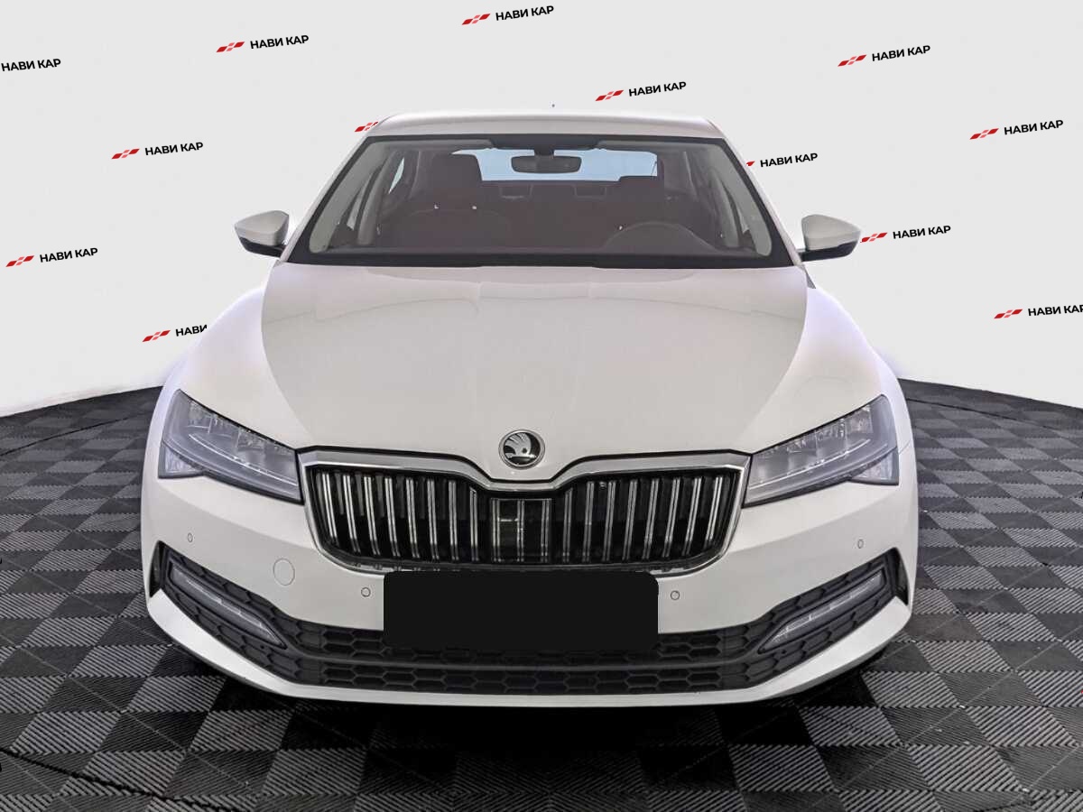 Skoda Superb с пробегом — 2021 год. Фото: #1